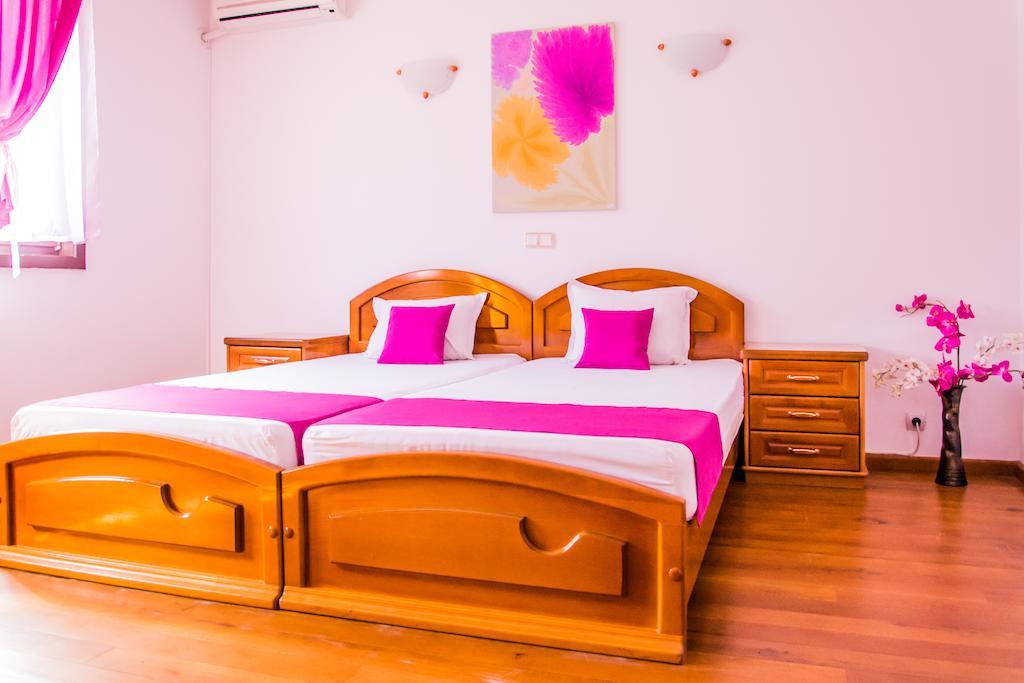 Family Hotel Elegance Arbanasi Habitación foto