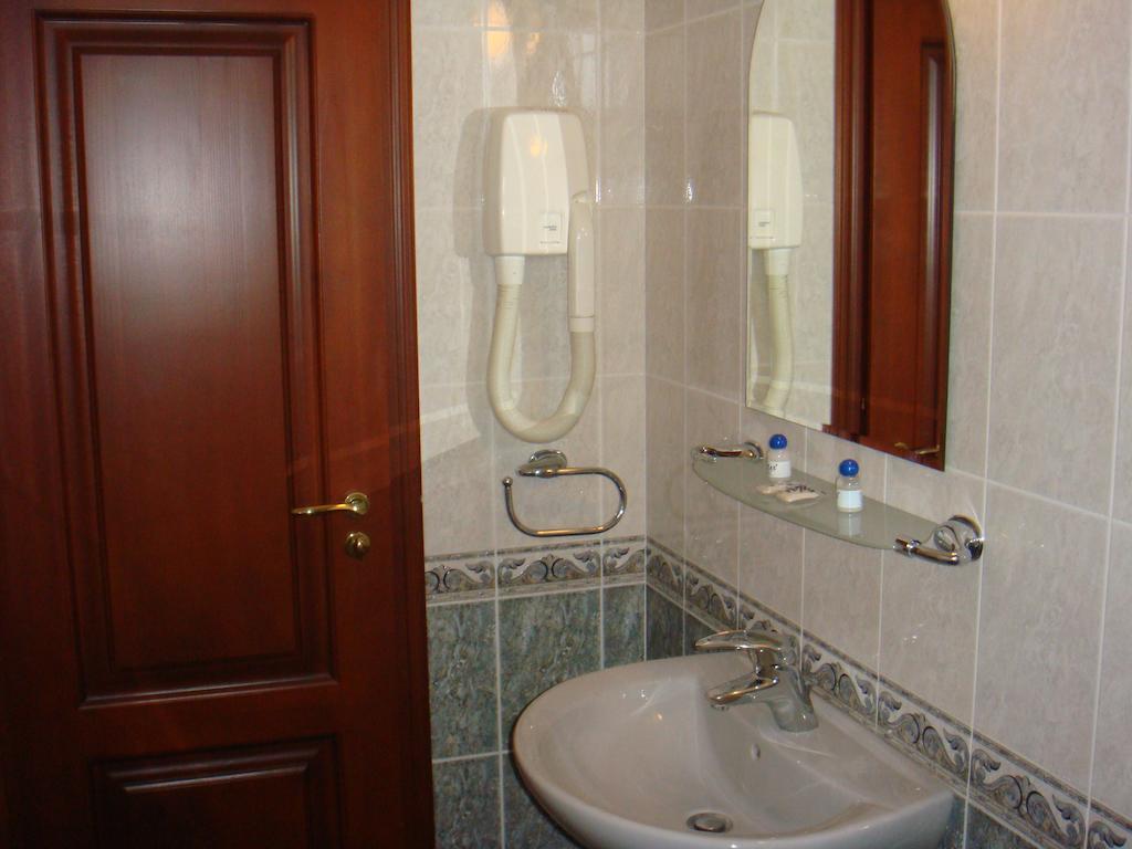 Family Hotel Elegance Arbanasi Habitación foto
